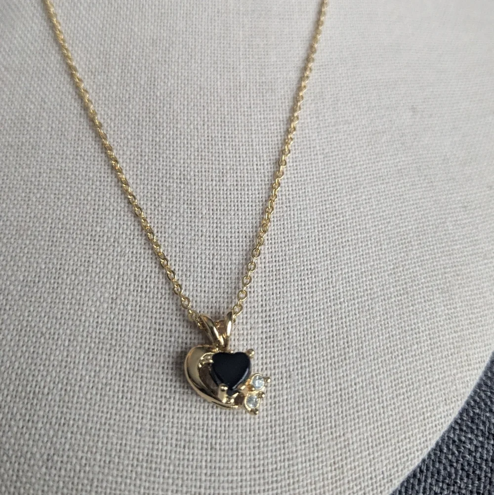 Classic Black and Gold Curated Vintage Jewelry Set - Picture 7 of 10